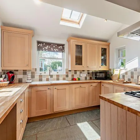 Vakantiehuis 4 Bed In Sz292 *