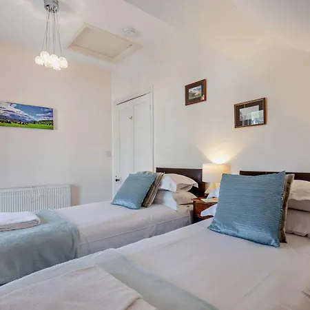 Vakantiehuis 4 Bed In Sz292