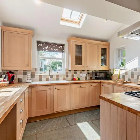 4 Bed In Oc-sz292